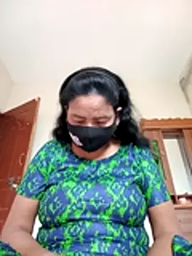 Snapshot of Neha-Roy chatting on November 12, 2025, 5:33 am Neha-Roy online show from November 12, 2025, 5:33 am