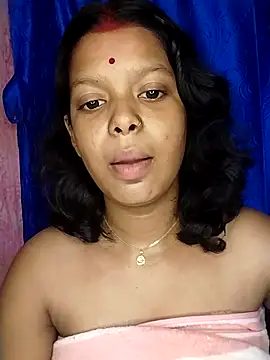 IAMNOTI online show from October 2, 2025, 6:55 pm