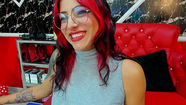 Snapshot of TAFITASLAVE chatting on February 23, 2025, 1:13 am TAFITASLAVE online show from February 23, 2025, 1:13 am