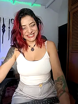 Snapshot of TAFITASLAVE chatting on November 23, 2025, 12:31 am TAFITASLAVE online show from November 23, 2025, 12:31 am