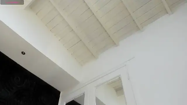 Snapshot of AbigailWilliams_ chatting on November 14, 2025, 11:25 am AbigailWilliams online show from November 14, 2025, 11:25 am