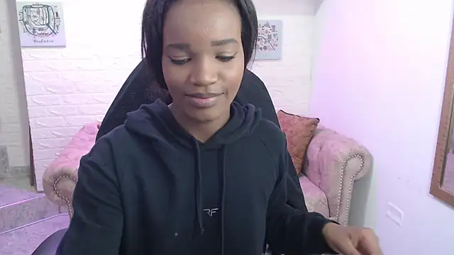 cattalheya online show from November 10, 2025, 12:21 pm