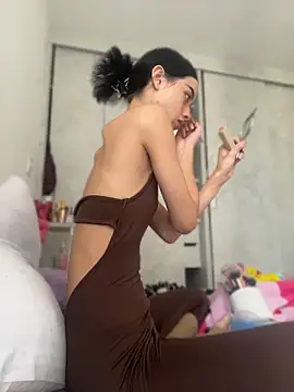 Snapshot of salome-brown chatting on June 10, 2026, 9:38 pm salome-brown online show from June 10, 2026, 9:38 pm