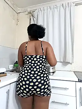 SexyHipsStar online show from December 18, 2025, 7:50 pm