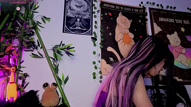 Nyx nayla online show from February 22, 2026, 8:06 am