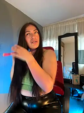 emmily d online show from November 29, 2025, 10:10 pm