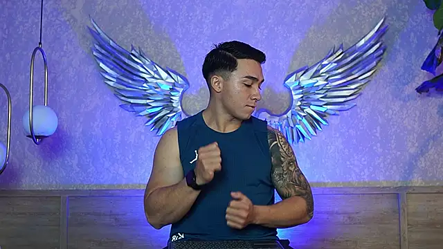 Ryan Hunt online show from October 16, 2025, 12:46 pm