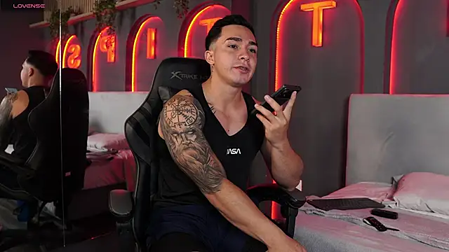 Ryan Hunt online show from December 18, 2025, 1:15 pm