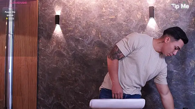 Ryan Hunt online show from November 23, 2025, 3:44 pm