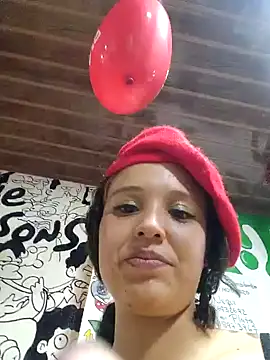Snapshot of LorenRosse chatting on February 15, 2025, 11:58 pm LorenRosse online show from February 15, 2025, 11:58 pm