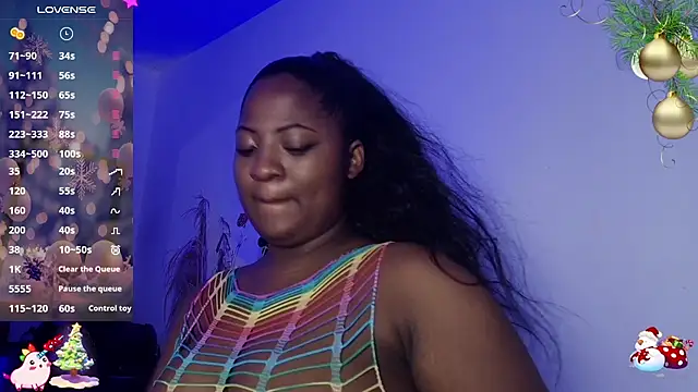 Snapshot of Lauren17_ chatting on December 16, 2024, 7:54 pm Lauren17 online show from December 16, 2024, 7:54 pm