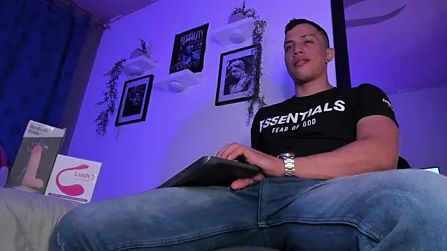 ThomsEvery  online show from January 21, 2025, 3:04 am