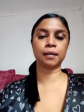 Snapshot of Sensual_indian7 chatting on April 21, 2026, 9:49 am Sensual indian7 online show from April 21, 2026, 9:49 am
