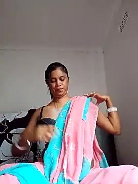 Snapshot of Sensual_indian7 chatting on April 14, 2026, 8:41 am Sensual indian7 online show from April 14, 2026, 8:41 am