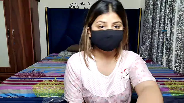 Hoty-Shivangi online show from May 23, 2026, 2:05 pm