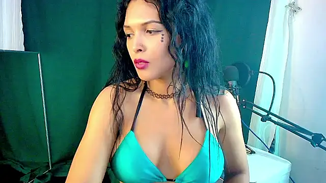 MOMMYJEVAA online show from March 5, 2026, 1:13 am