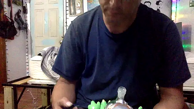 Snapshot of Buffshagswell chatting on April 25, 2026, 8:50 am Buffshagswell online show from April 25, 2026, 8:50 am