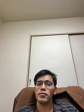 Snapshot of ryusei18570 chatting on March 4, 2025, 5:45 pm ryusei18570 online show from March 4, 2025, 5:45 pm