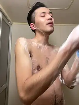 Snapshot of ryusei18570 chatting on February 3, 2025, 2:24 pm ryusei18570 online show from February 3, 2025, 2:24 pm