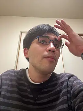 Snapshot of ryusei18570 chatting on February 15, 2025, 6:01 pm ryusei18570 online show from February 15, 2025, 6:01 pm