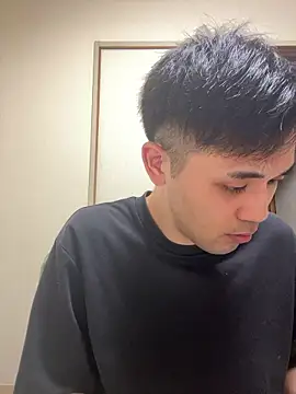 Snapshot of ryusei18570 chatting on November 2, 2025, 5:40 pm ryusei18570 online show from November 2, 2025, 5:40 pm