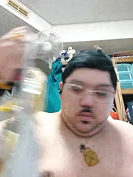 Snapshot of zeusu0095 chatting on November 3, 2025, 7:24 am zeusu0095 online show from November 3, 2025, 7:24 am