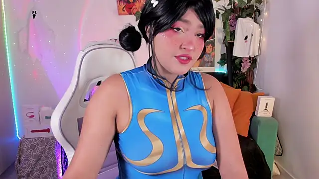 cutepie uwu  online show from October 15, 2025, 11:35 pm