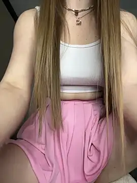 NickiLike online show from February 19, 2026, 6:38 pm