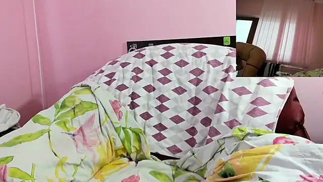 Snapshot of HotSweetAngel chatting on November 20, 2025, 9:54 am HotSweetAngel online show from November 20, 2025, 9:54 am