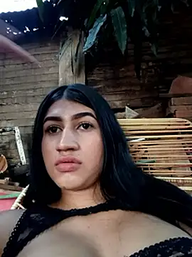 Julix A online show from September 14, 2025, 10:21 pm