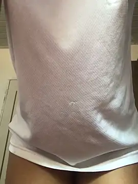 Snapshot of eaAnnyy chatting on December 8, 2024, 5:55 pm eaAnnyy online show from December 8, 2024, 5:55 pm