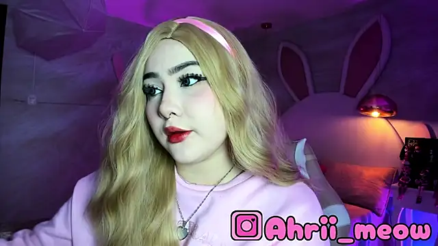 Snapshot of AHRI_LEE chatting on September 30, 2025, 3:12 am AHRI LEE online show from September 30, 2025, 3:12 am