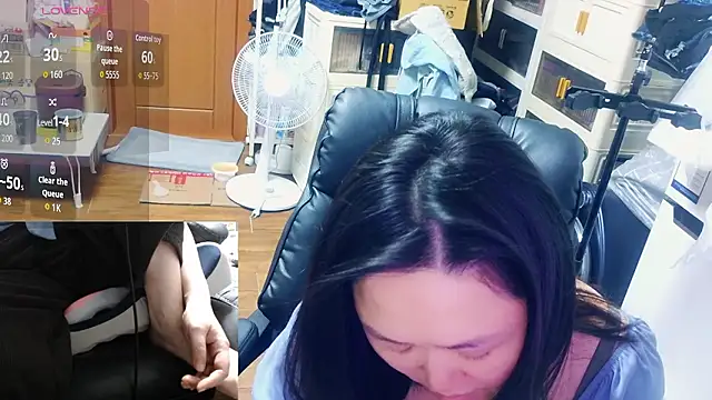 rami0428 online show from April 12, 2026, 10:13 pm