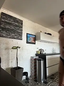 hottwoboys online show from May 22, 2026, 8:12 am