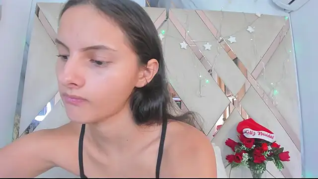 ninaht online show from December 2, 2025, 9:05 pm