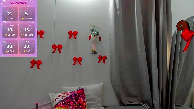 Snapshot of Natasha_by chatting on December 17, 2025, 2:44 pm Natasha by online show from December 17, 2025, 2:44 pm