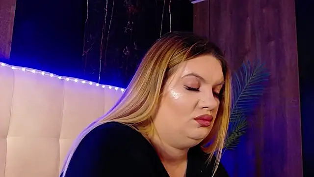 Snapshot of MelanieBrownn chatting on February 20, 2026, 6:37 am MelanieBrownn online show from February 20, 2026, 6:37 am