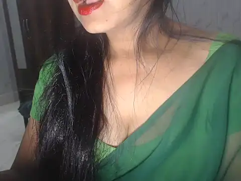 Snapshot of Indianstreamm chatting on December 4, 2024, 5:05 pm Indianstreamm online show from December 4, 2024, 5:05 pm