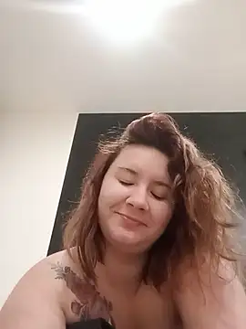 Snapshot of alexiiia45 chatting on February 22, 2026, 1:13 pm alexiiia45 online show from February 22, 2026, 1:13 pm