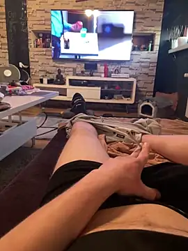 privat-official online show from April 30, 2026, 6:37 pm