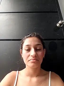 Ary-18 online show from October 17, 2025, 1:35 pm