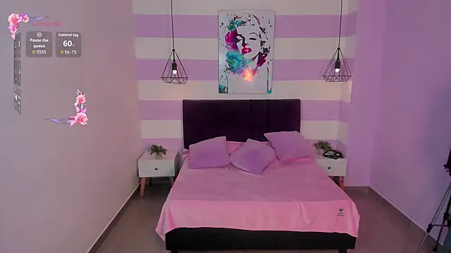 Scarlett  bell online show from November 22, 2025, 1:10 pm