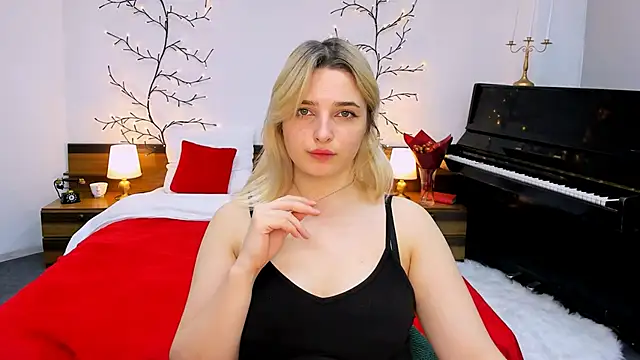 tendermeow online show from February 6, 2025, 1:32 pm