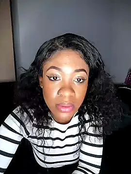 pixie-na online show from October 27, 2025, 7:15 pm