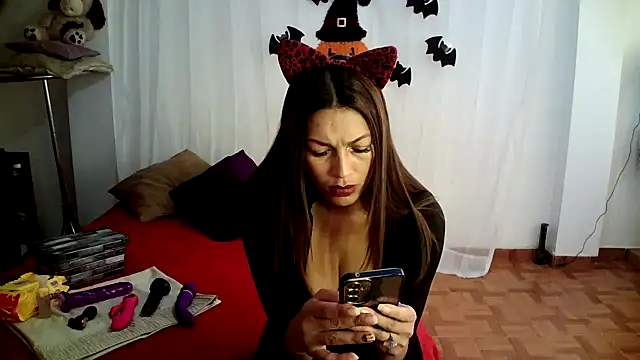 Hanna Charming online show from October 9, 2025, 6:08 pm