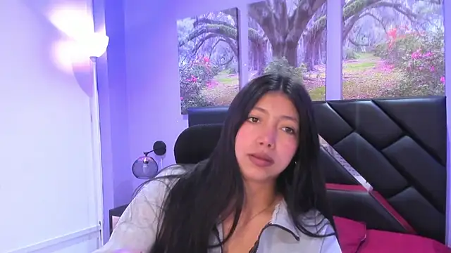 KimberlyVillaLobos online show from November 22, 2025, 12:48 pm