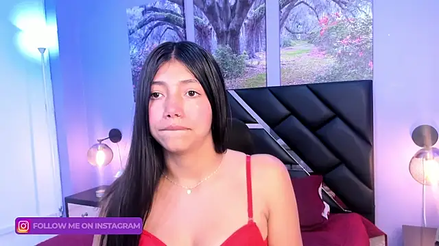 KimberlyVillaLobos online show from February 26, 2025, 5:53 pm