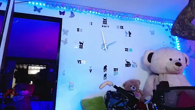 Snapshot of goddess_BigassCock chatting on November 16, 2025, 6:40 am goddess BigassCock online show from November 16, 2025, 6:40 am