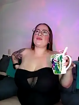 soofy   online show from February 13, 2026, 5:40 am