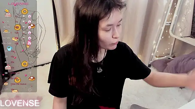 Emily Strikeee online show from March 16, 2026, 5:15 am